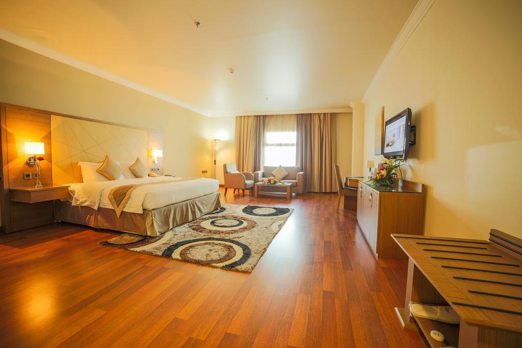 Golden Tulip Hotel Buraidah Al Qassim Kültér fotó